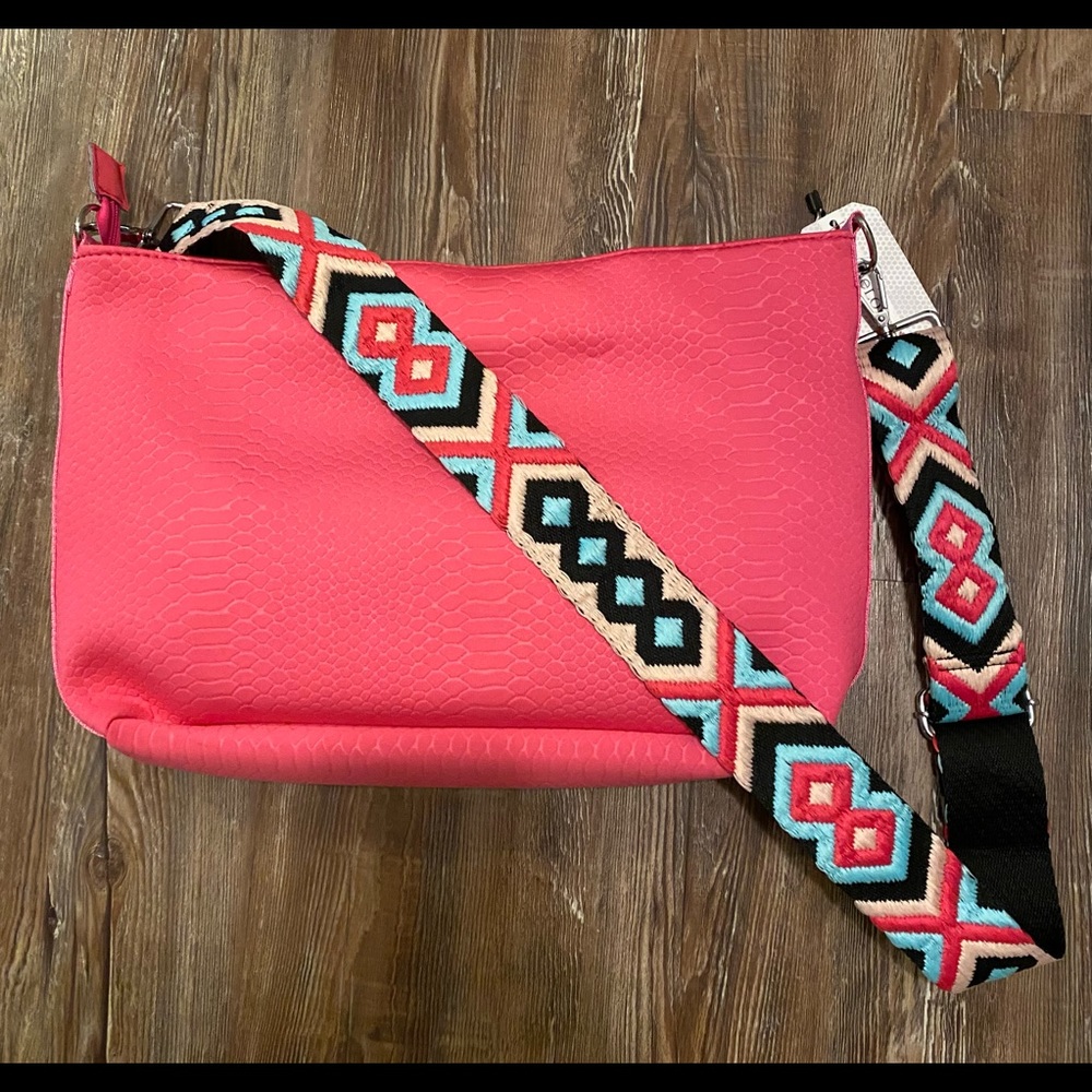 PreneLove bag w guitar strap